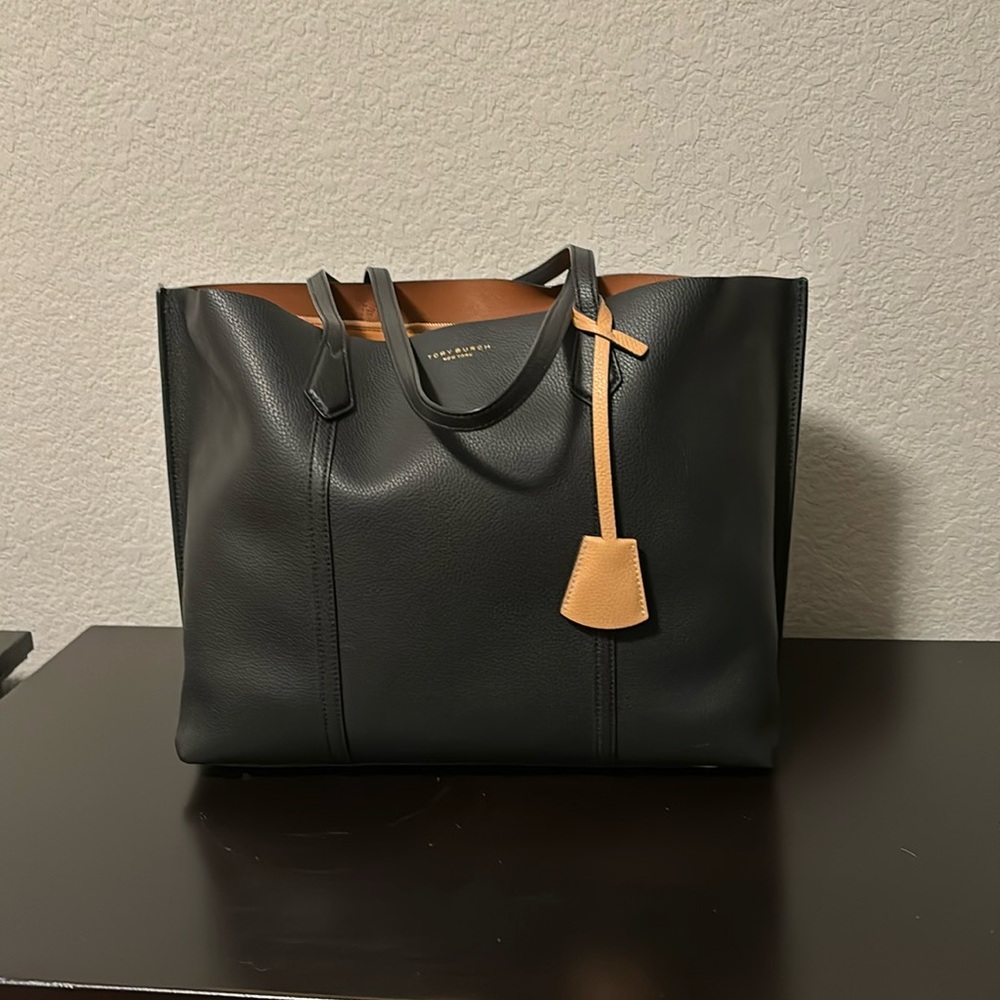 Tory Burch Women’s Perry Triple Compartment Tote